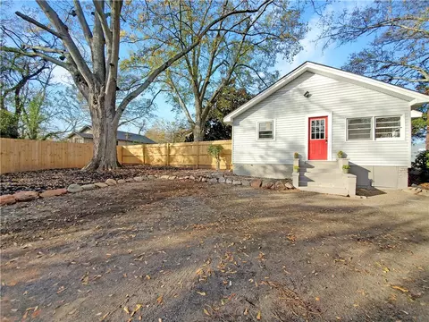 806 E Main St, Easley, SC 29640 photo 38