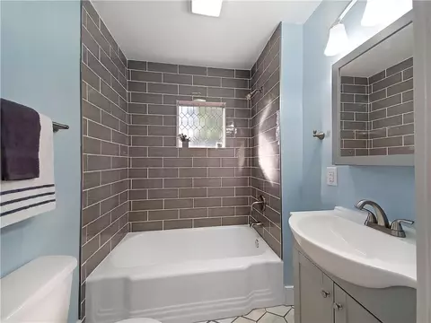 806 E Main St, Easley, SC 29640 photo 26