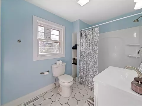 806 E Main St, Easley, SC 29640 photo 35