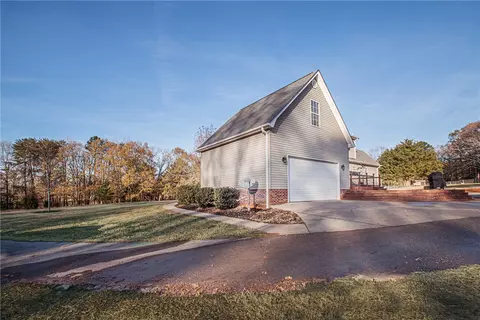 151 Hidden Acres Rd, Pendleton, SC 29670 photo 7