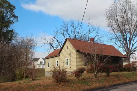 104 Branch St, Walhalla, SC 29691 photo 2