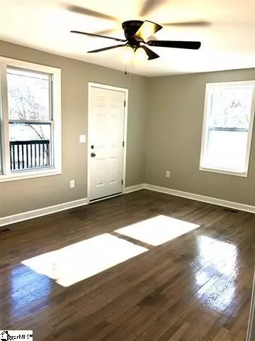 302 Anzio St, Easley, SC 29640 photo 3