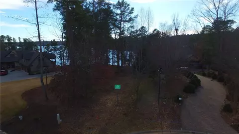 519 Pointe West Dr, Seneca, SC 29672 photo 9