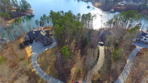 519 Pointe West Dr, Seneca, SC 29672 photo 8