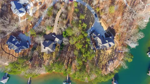 519 Pointe West Dr, Seneca, SC 29672 photo 5