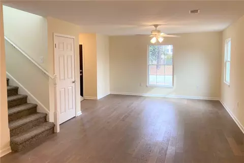 100 Lloyd Ave, Easley, SC 29640 photo 6