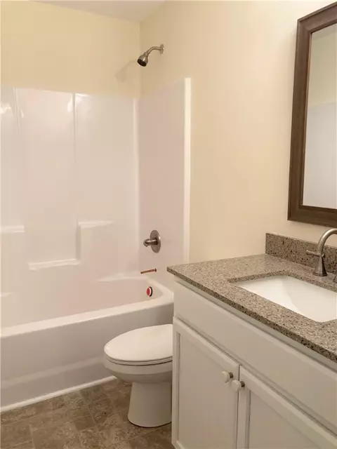 100 Lloyd Ave, Easley, SC 29640 photo 13