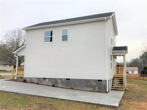 100 Lloyd Ave, Easley, SC 29640 photo 23