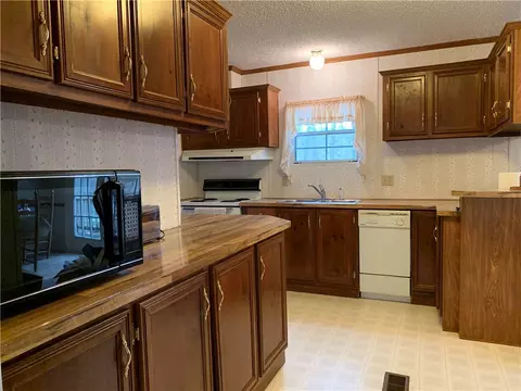 786 S Alexander Rd, Seneca, SC 29678 photo 13