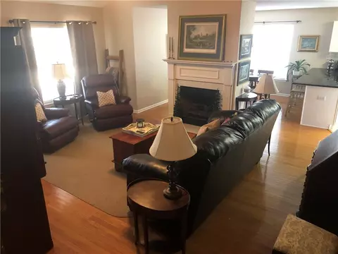207 Grand Oak Cir, Pendleton, SC 29670 photo 3