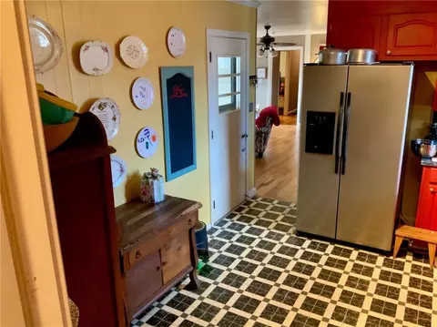 109 Frances St, Honea Path, SC 29654 photo 6