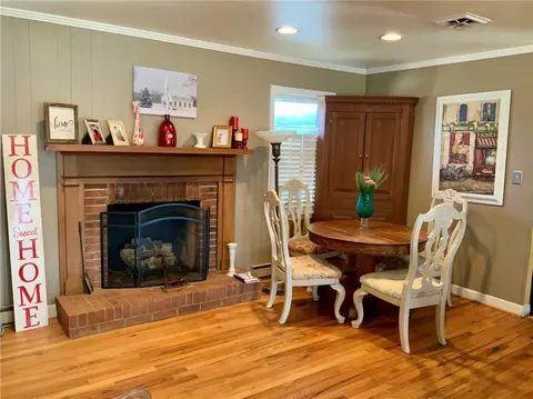 109 Frances St, Honea Path, SC 29654 photo 2