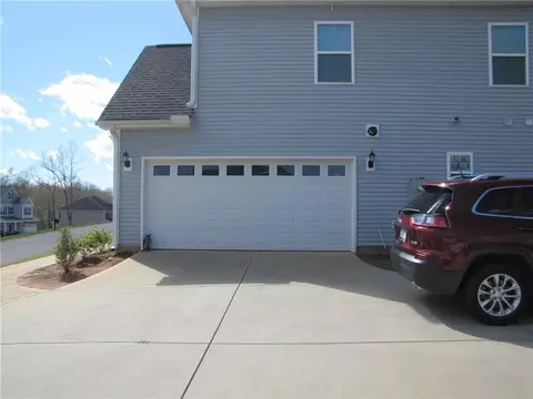325 Avendell Dr, Easley, SC 29642 photo 33