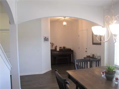 325 Avendell Dr, Easley, SC 29642 photo 5