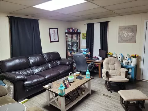 31 E Central Ave, Iva, SC 29655 photo 4
