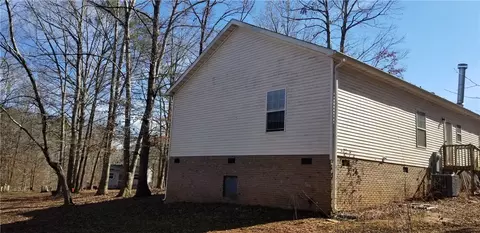 348 Murmur Rd, Honea Path, SC 29654 photo 2