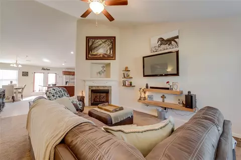 238 Hallmark Cir, Easley, SC 29640 photo 6