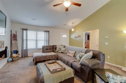 238 Hallmark Cir, Easley, SC 29640 photo 8
