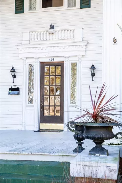 408 E Main St, Walhalla, SC 29691 photo 3