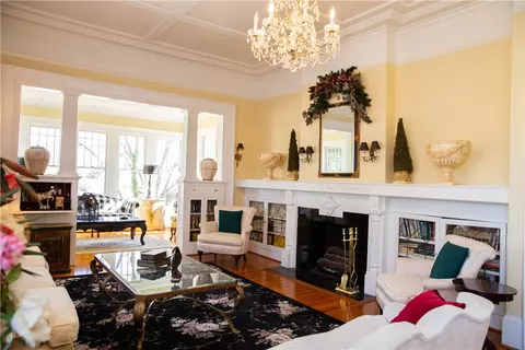 408 E Main St, Walhalla, SC 29691 photo 10