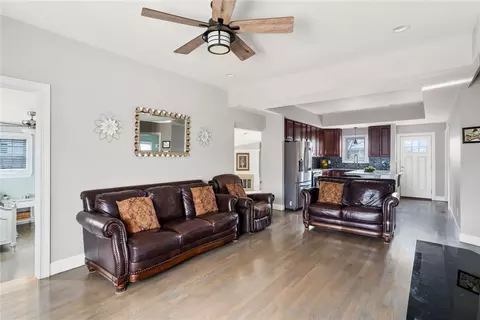 12 Walnut St, Startex, SC 29377 photo 2