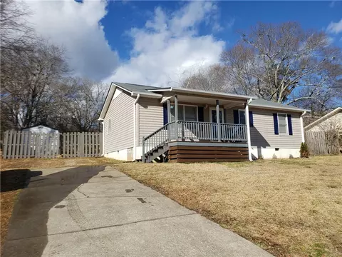 104 Mark St, Easley, SC 29640 photo 17