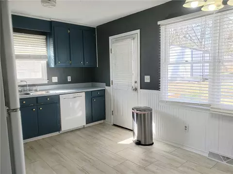 104 Mark St, Easley, SC 29640 photo 5