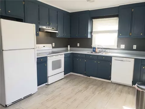 104 Mark St, Easley, SC 29640 photo 4