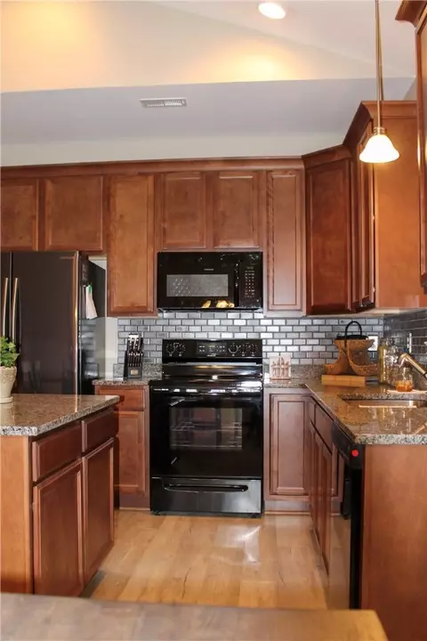 137 Capslock Trl, Pendleton, SC 29670 photo 10