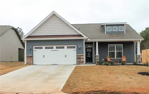 137 Capslock Trl, Pendleton, SC 29670 photo 2