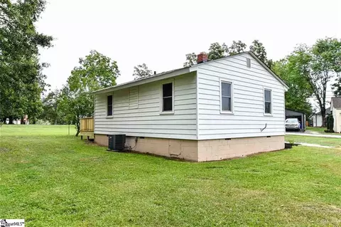202 W 4th Ave, Easley, SC 29640 photo 8