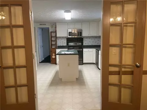 122 Dyer Dr, Central, SC 29630 photo 5