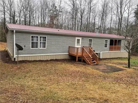 122 Dyer Dr, Central, SC 29630 photo 3