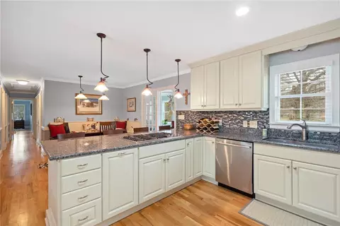 204 Malinda St, Walhalla, SC 29691 photo 9