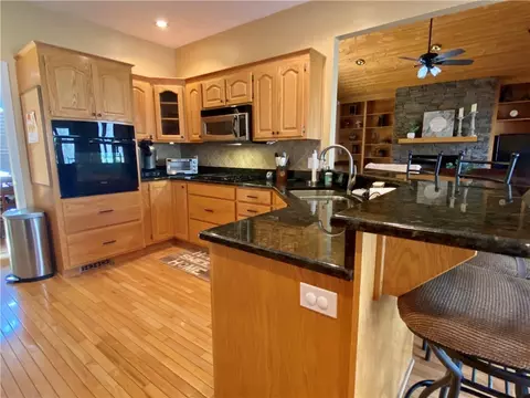 321 Waldrop Stone Rd, Central, SC 29630 photo 17