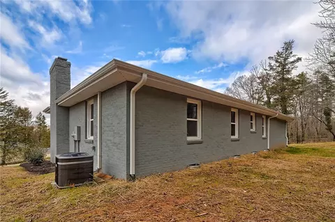 116 Cherrywood Dr, Central, SC 29630 photo 36