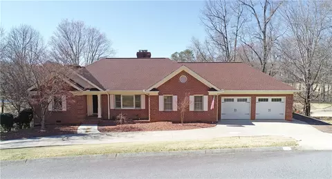 210 Pine Ridge Dr, Easley, SC 29642 photo 1