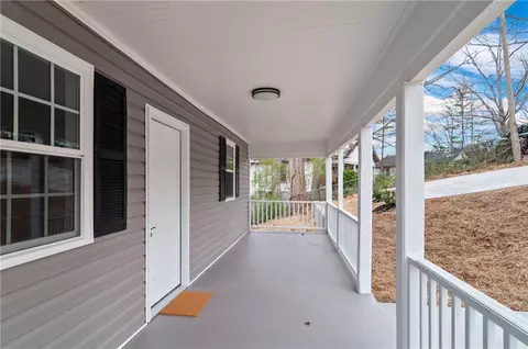 133 Cobb St, Easley, SC 29640 photo 5