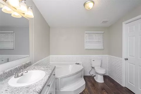 241 Colonial Dr, Easley, SC 29642 photo 20