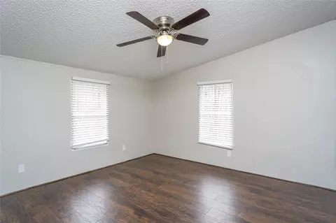 241 Colonial Dr, Easley, SC 29642 photo 12
