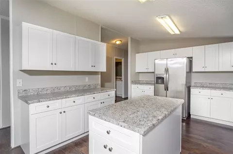 241 Colonial Dr, Easley, SC 29642 photo 7