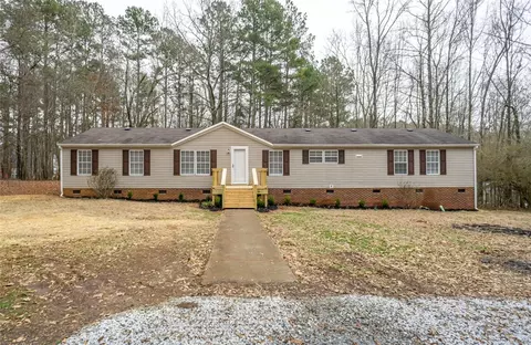 241 Colonial Dr, Easley, SC 29642 photo 1