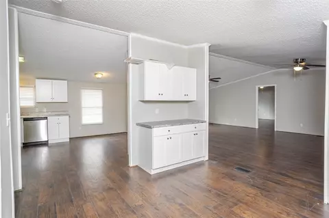 241 Colonial Dr, Easley, SC 29642 photo 11