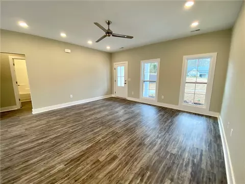 810 Brock St, Central, SC 29630 photo 7