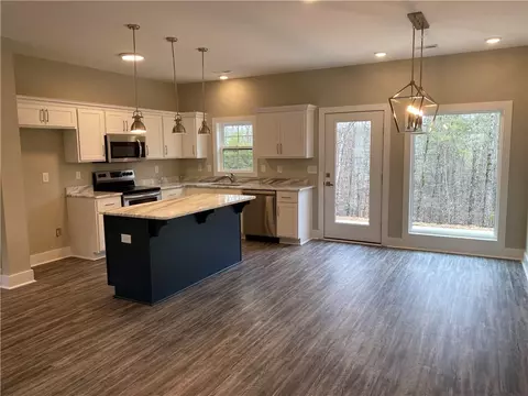 810 Brock St, Central, SC 29630 photo 10