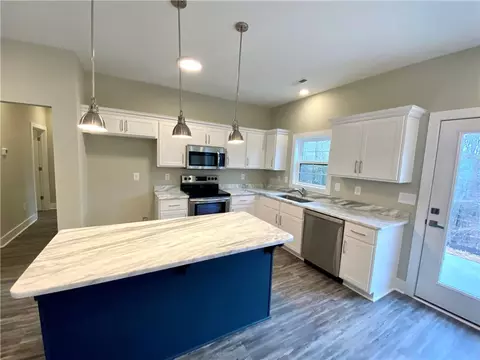 810 Brock St, Central, SC 29630 photo 11