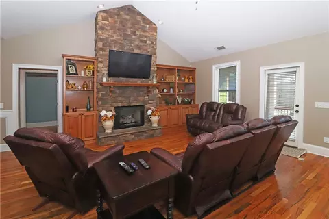 31 Olivia Ct, Pelzer, SC 29669 photo 5