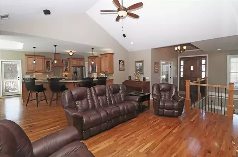 31 Olivia Ct, Pelzer, SC 29669 photo 8