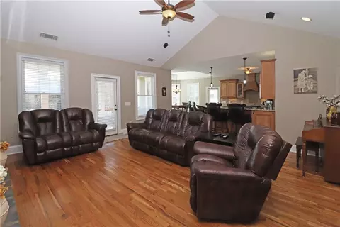 31 Olivia Ct, Pelzer, SC 29669 photo 6