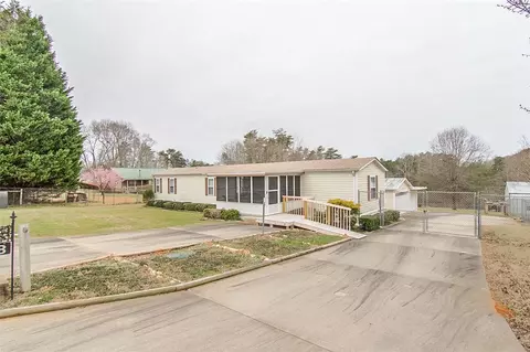343 Oakvale Dr, Easley, SC 29640 photo 3